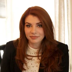 Стефані Маєр