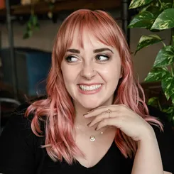 Меґан Лаллі