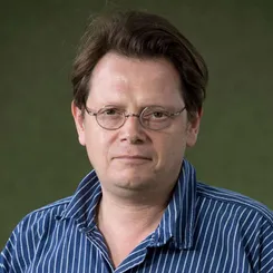 Едвард Кері