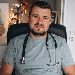 Роман Пономаренко