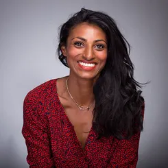 Др. Шіні Сомара