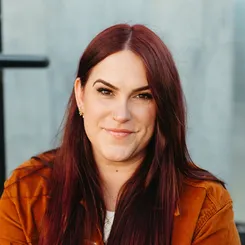 Ліз Томфорд