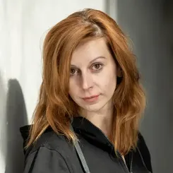 Лєна Лягушонкова