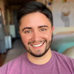 Ейден Томас