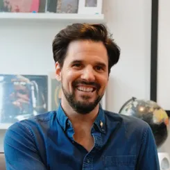 Воллі Ковал