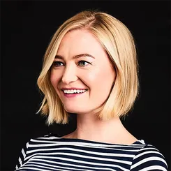 Голлі Смайл