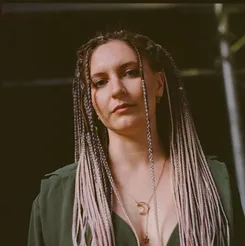 Компанієць Олена