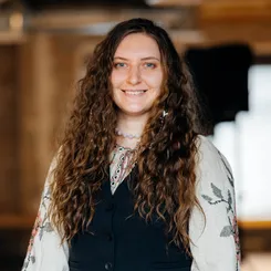 Компанієць Олена