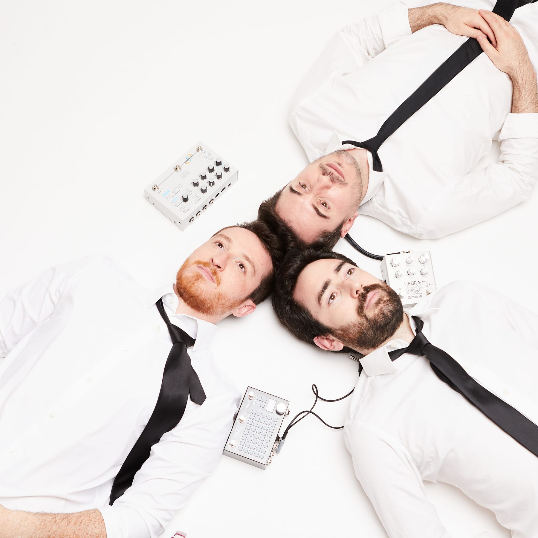 FX Allthree 004