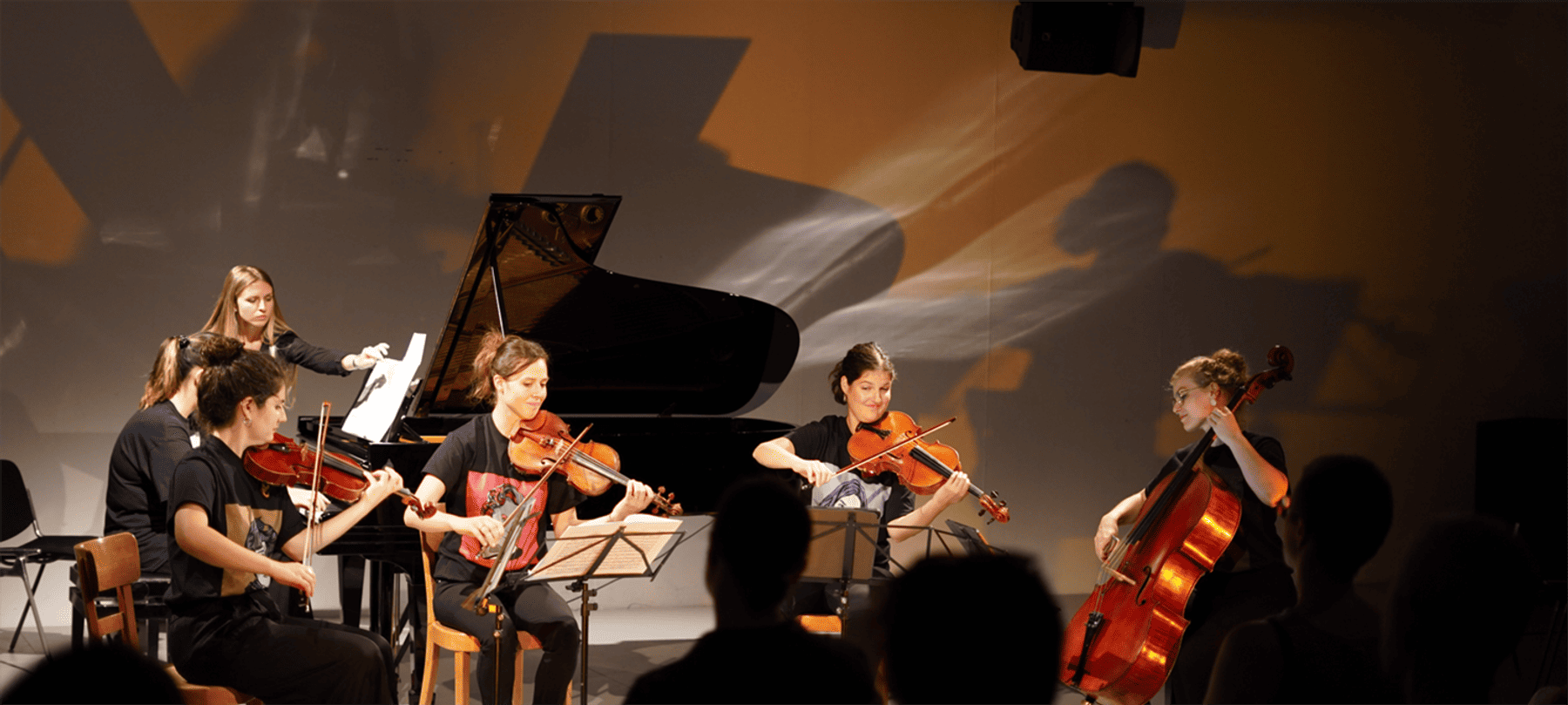 Femaleclassics ensemble