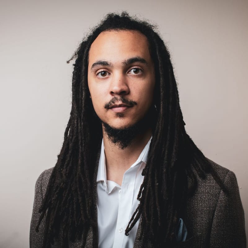 4 Jessie Cox c Adrien H Tillmann