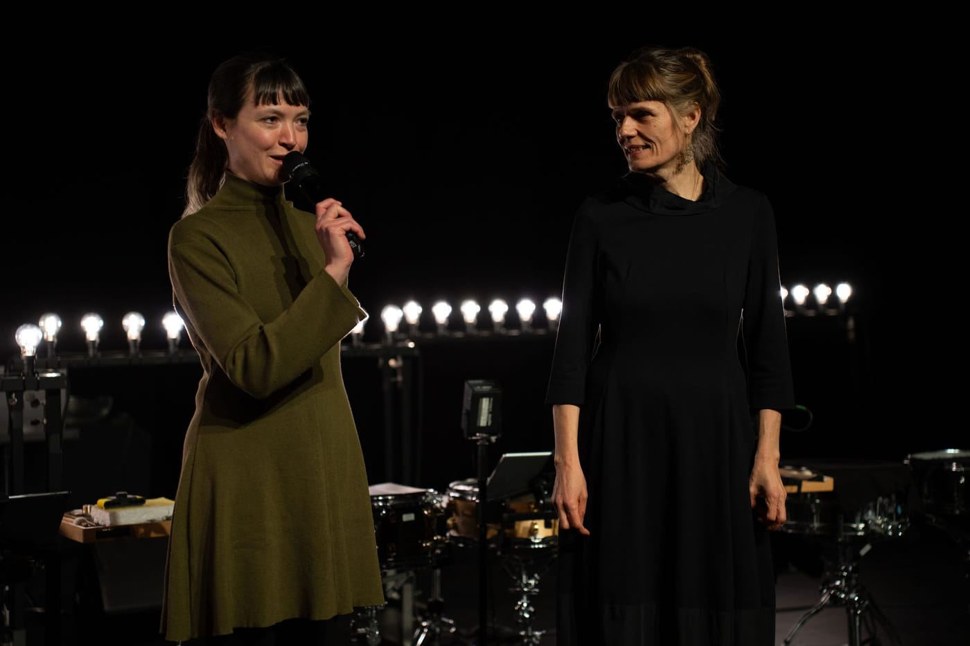 Lisa Nolte & Katharina Rosenberger «(f)LUX» @ Gessnerallee © Michelle Ettlin