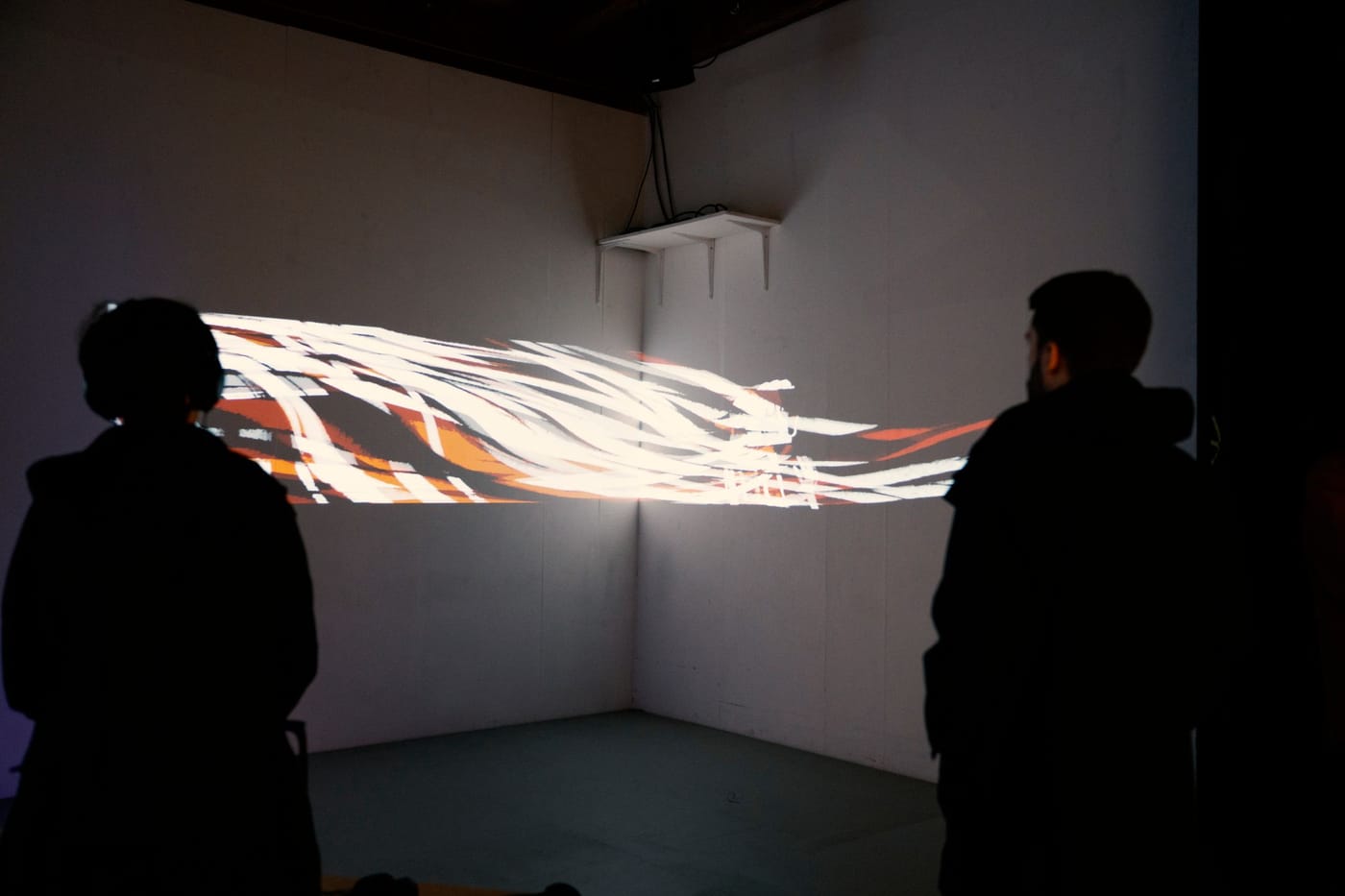 Video Lounge «Rethreading Waeves» (Raz Kamaran) @ Kunstraum Walcheturm © Michelle Ettlin