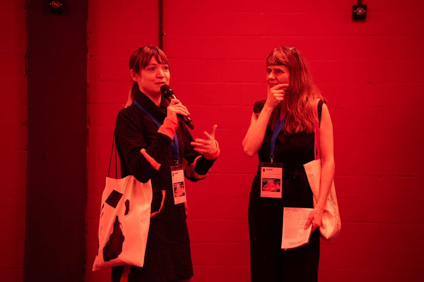 Lisa Nolte &amp; Katharina Rosenberger «Signals In Noise» @ Rote Fabrik Zürich © Michelle Ettlin