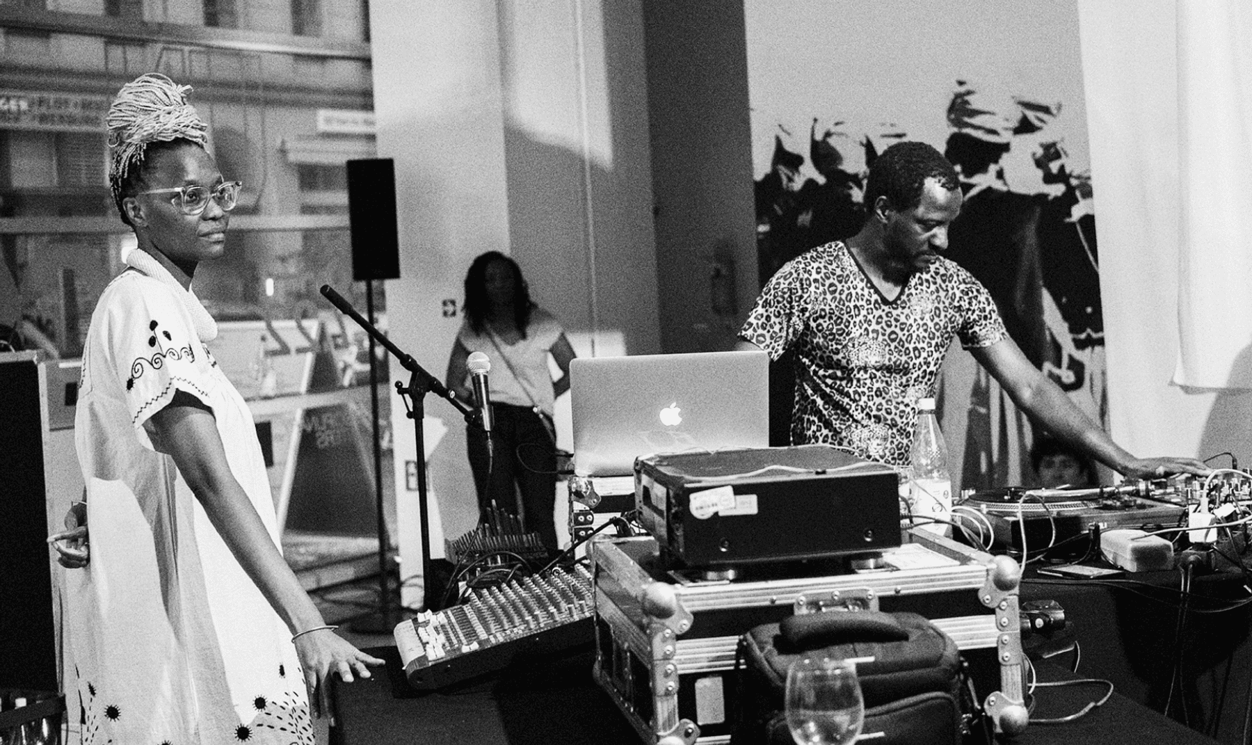 Photo Listening at Pungwe