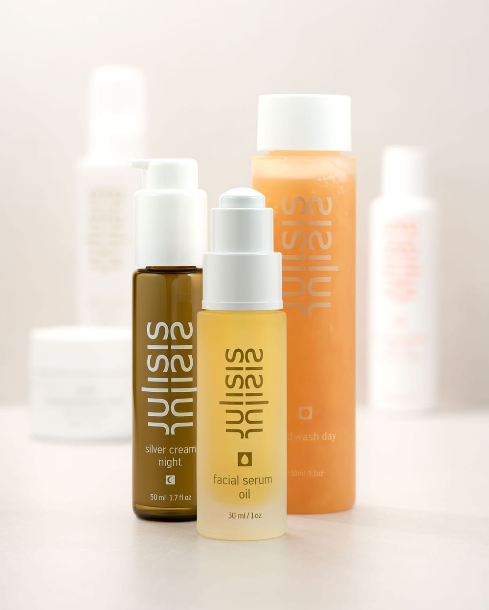 Julisis Exch 052 SH2204