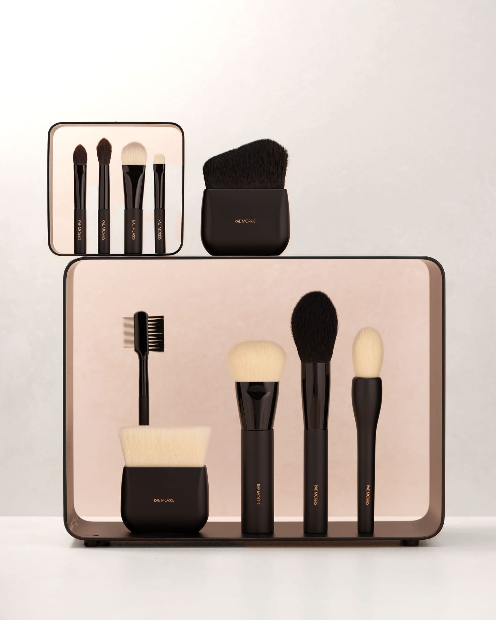 RAE MORRIS 3 39 SH2301