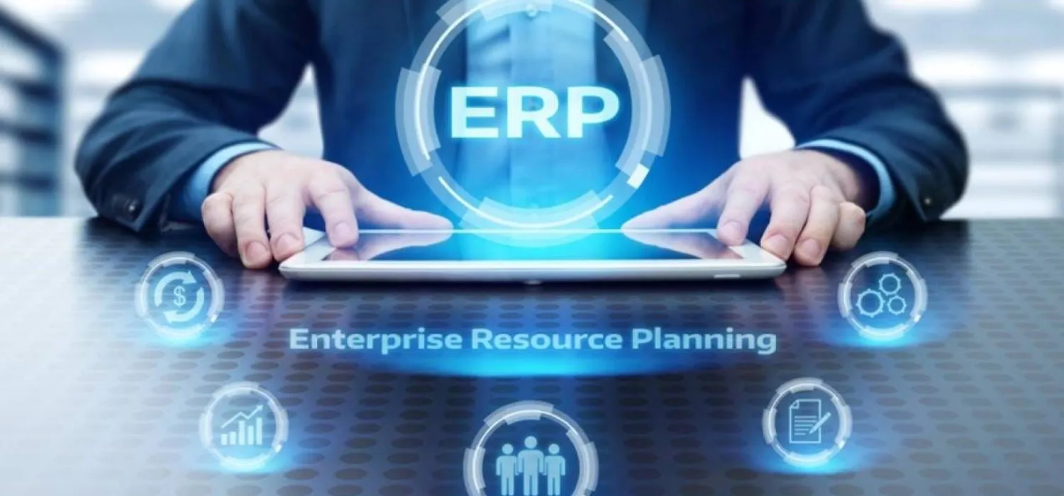 Desenvolvimento, customização, consultoria e atualização do ERP Protheus.