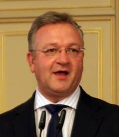  Frank Henkel