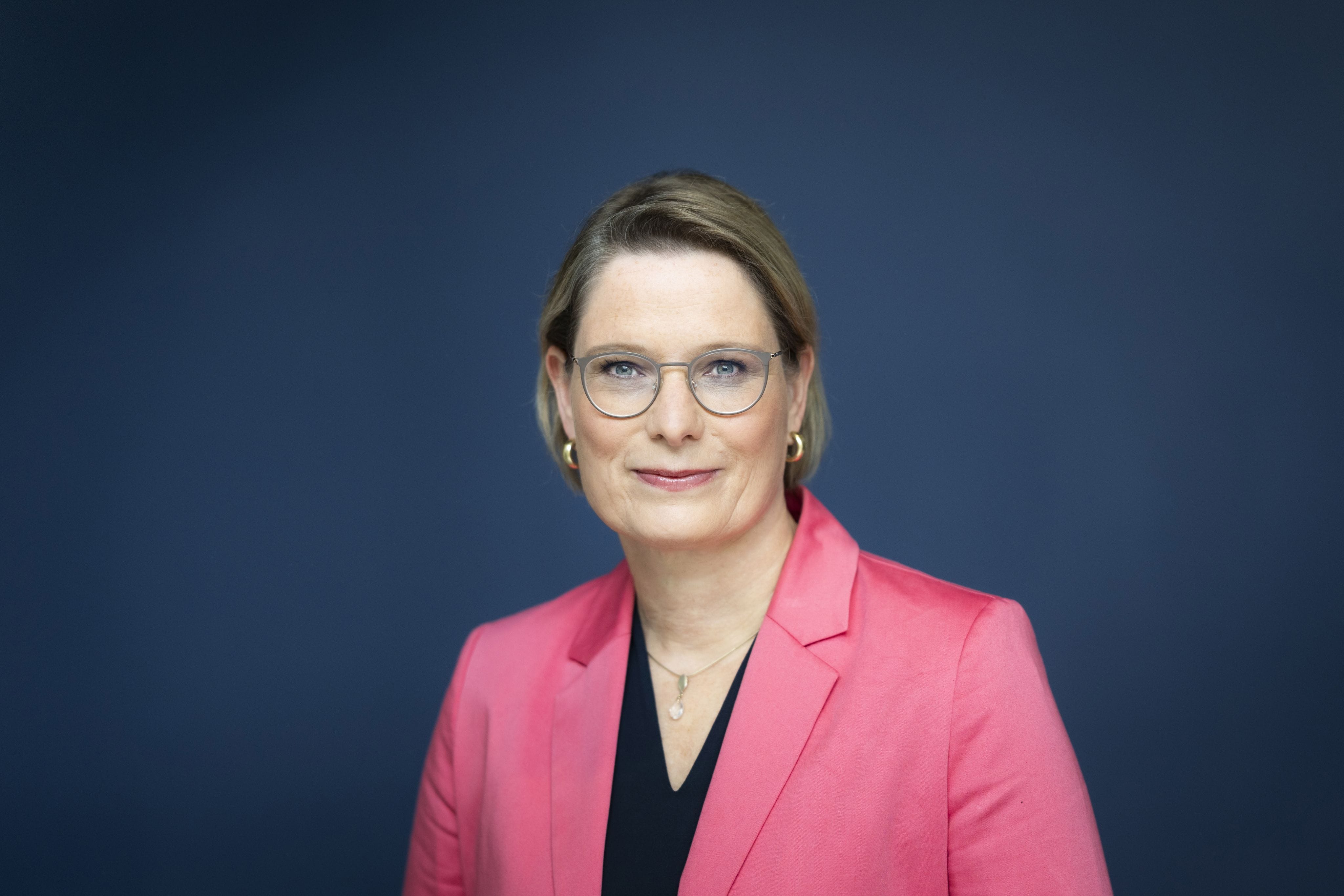 Dr. Stefanie Hubig