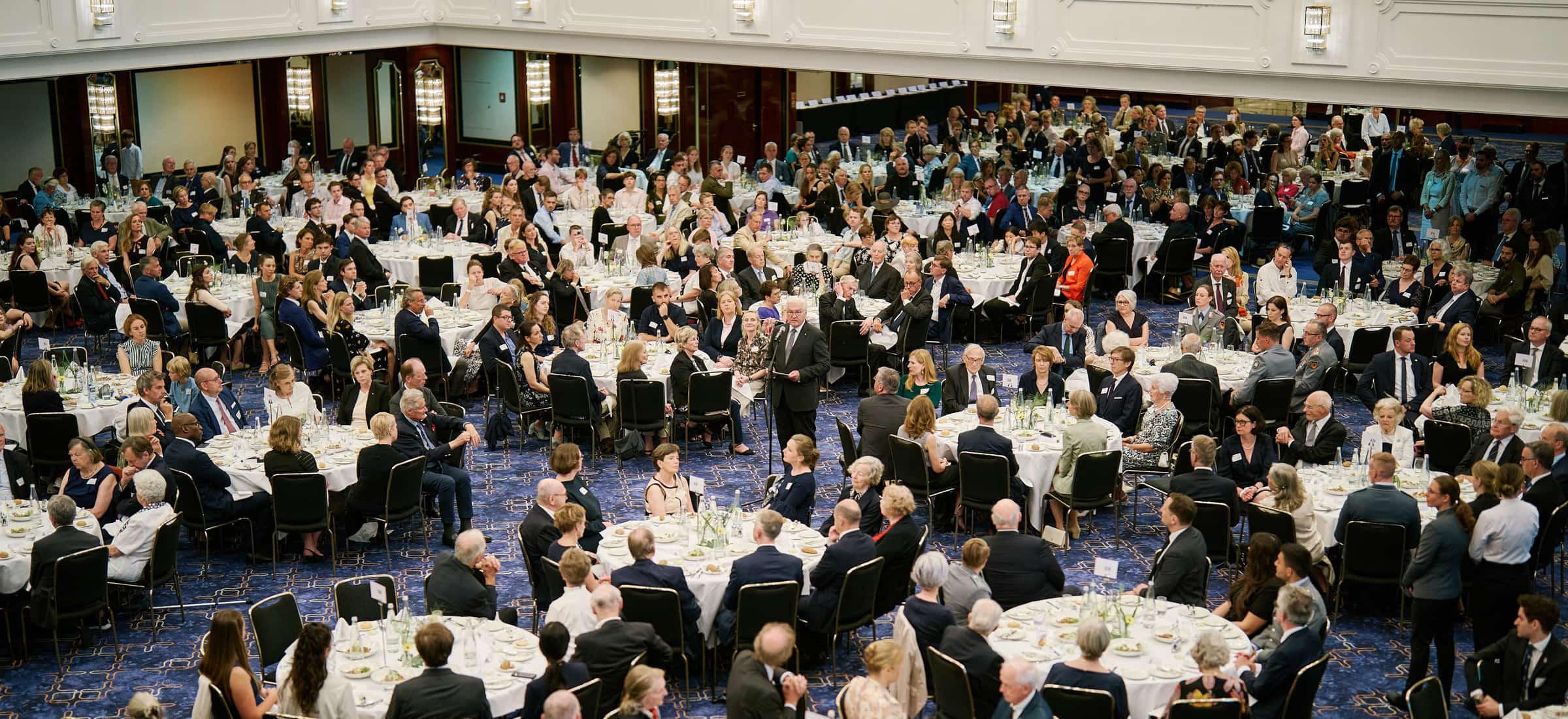 Mittagessen / 80. Jahrestag / 20. Juli 2024