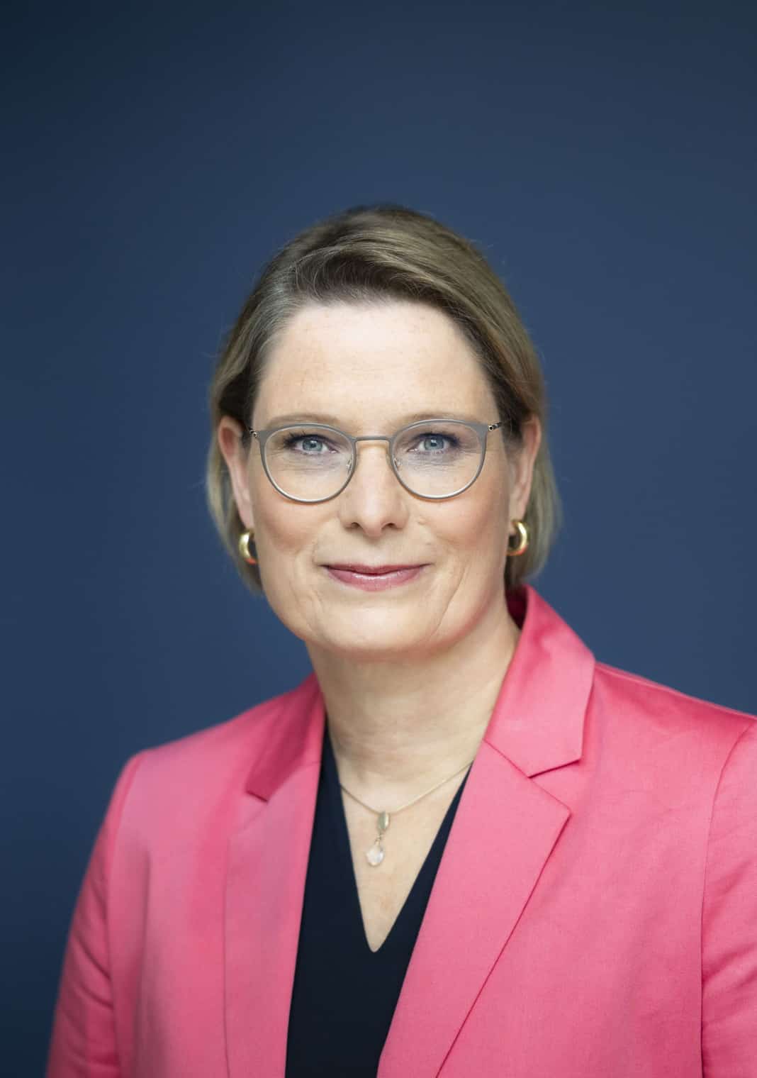 Dr. Stefanie Hubig