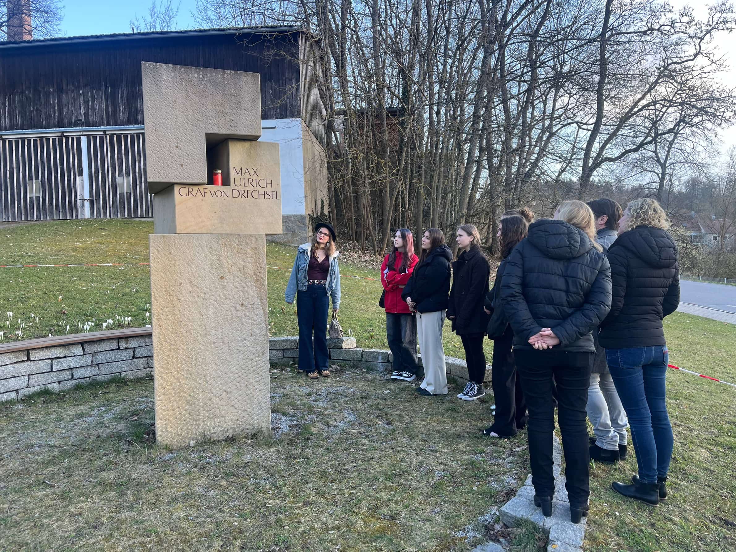 Gesprächsrunde auf Schloss Karlstein