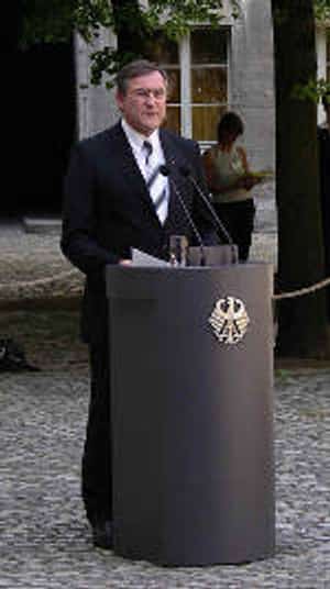 Dr. Franz Josef Jung