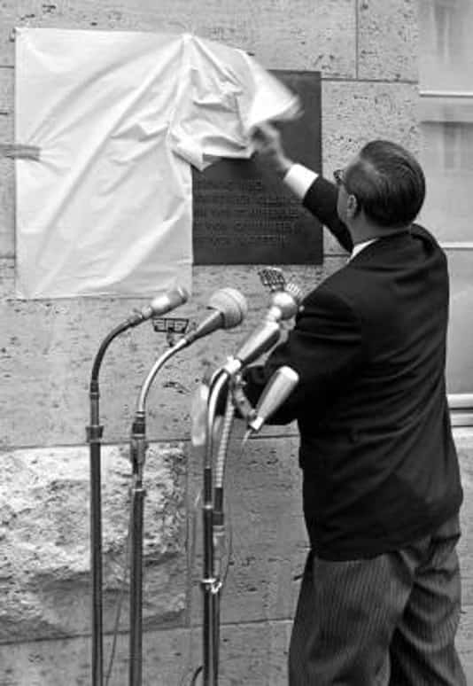 Gedenkfeier, Ehrenhof des Bendlerblocks in der Stauffenbergstraße, Berlin, 20.07.1960