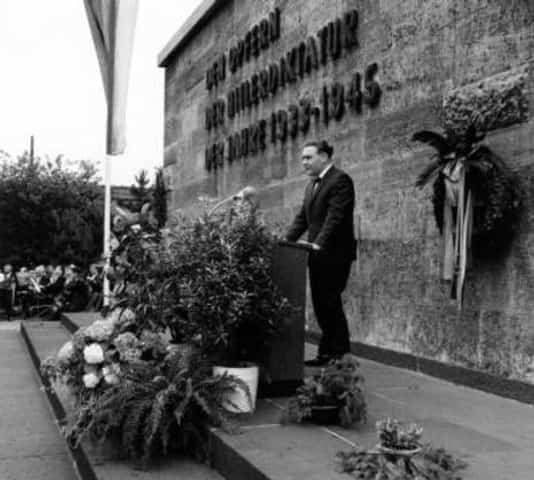 Gedenkfeier, Gedenkstätte Plötzensee, Berlin, 02.07.1965