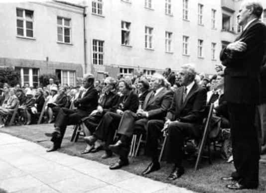 Gedenkfeier, Ehrenhof der Gedenk- und Bildungsstätte Stauffenbergstraße, Berlin, 20.07.1977