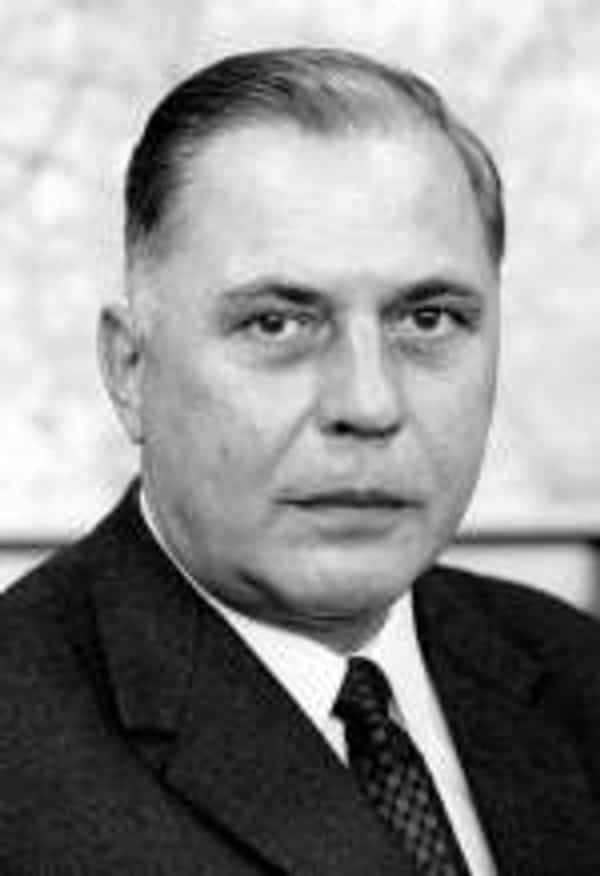  Rolf Schwedler