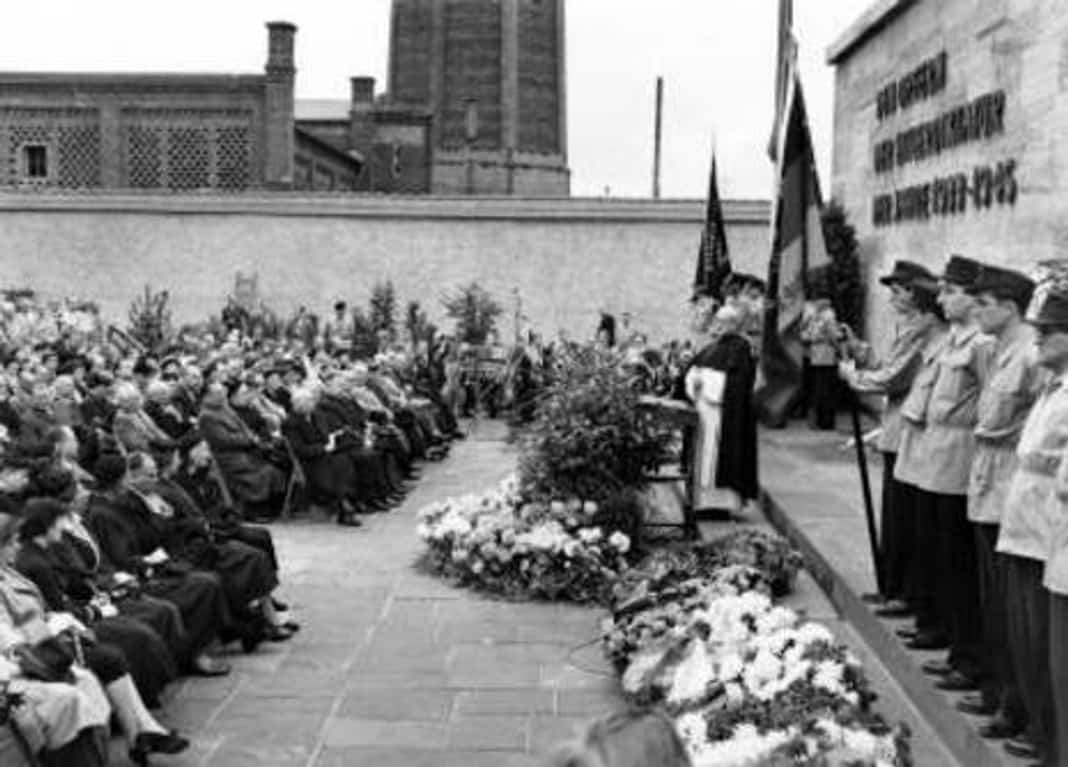 Gedenkfeier, Gedenkstätte Plötzensee, Berlin, 20.07.1954