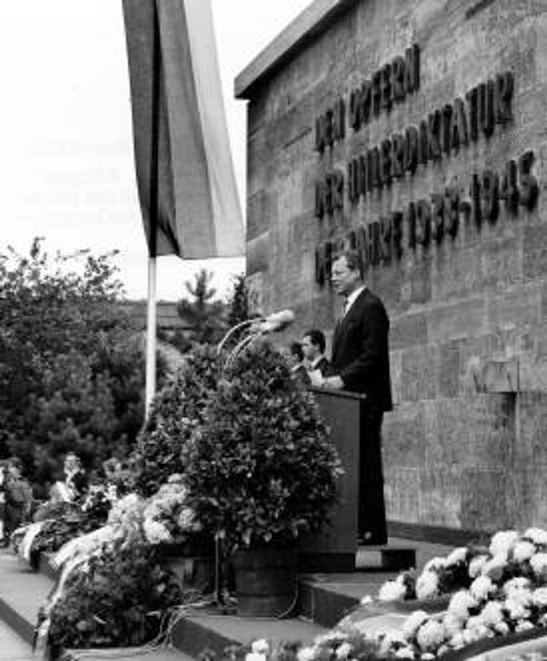 Gedenkfeier, Gedenkstätte Plötzensee, Berlin, 19.07.1965