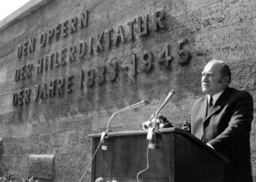 Gedenkfeier, Gedenkstätte Plötzensee, Berlin, 10.07.1973