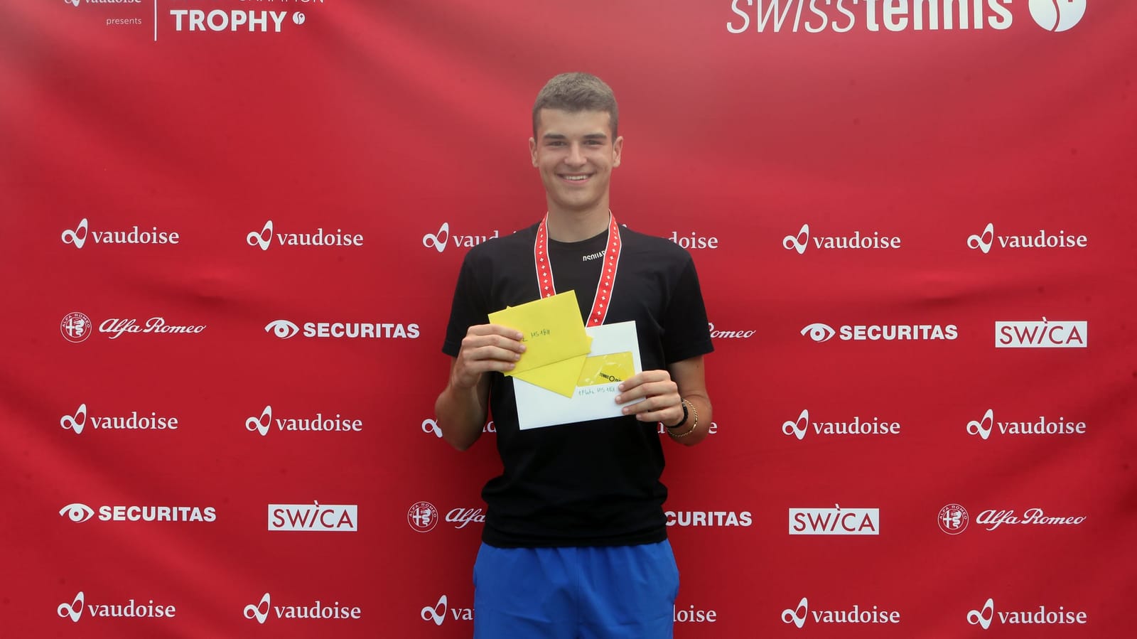 24 Lavrnja Aleksandar