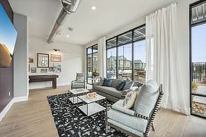 15 web or mls Ashlar Dr 015