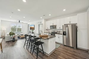 25 web or mls Ashlar Dr 025