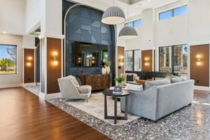 GA Pooler The Liliana 10