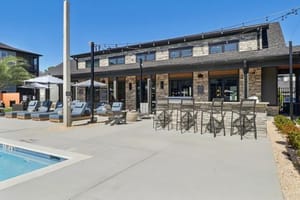 GA Pooler The Liliana 17