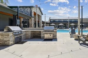 GA Pooler The Liliana 18