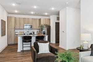 GA Pooler The Liliana 4