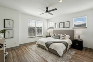 MN Woodbury Meridianat City Place 029