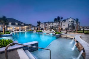 Watermark retreat pool1 2160x1140