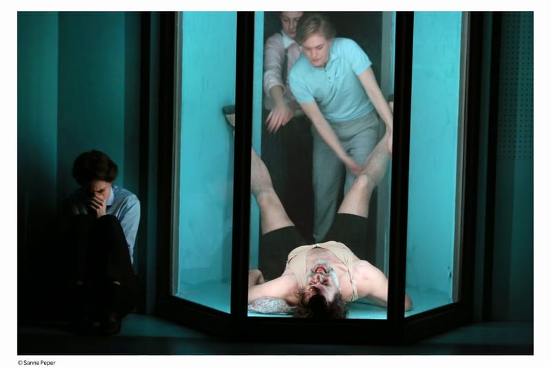 Feeks 05 Sanne Peper