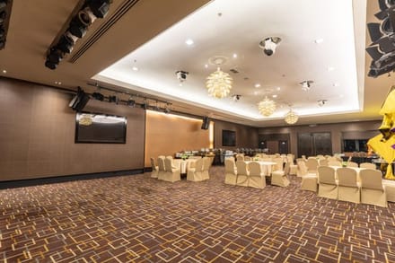 Green 3 Ballroom