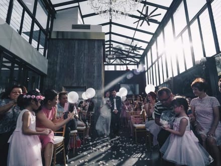 Chandelier Glasshouse