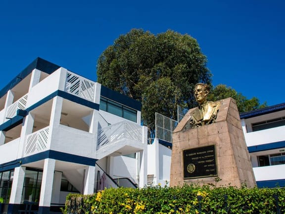universidad-isidro-fabela-de-toluca
