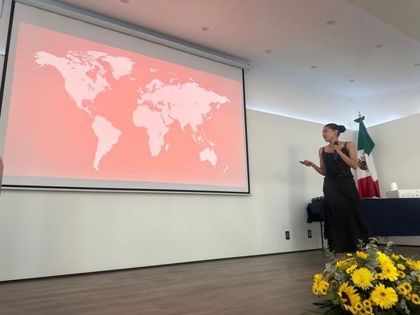 Expo Economía en las Naciones "Diferentes banderas, un mismo corazón" 2025-2