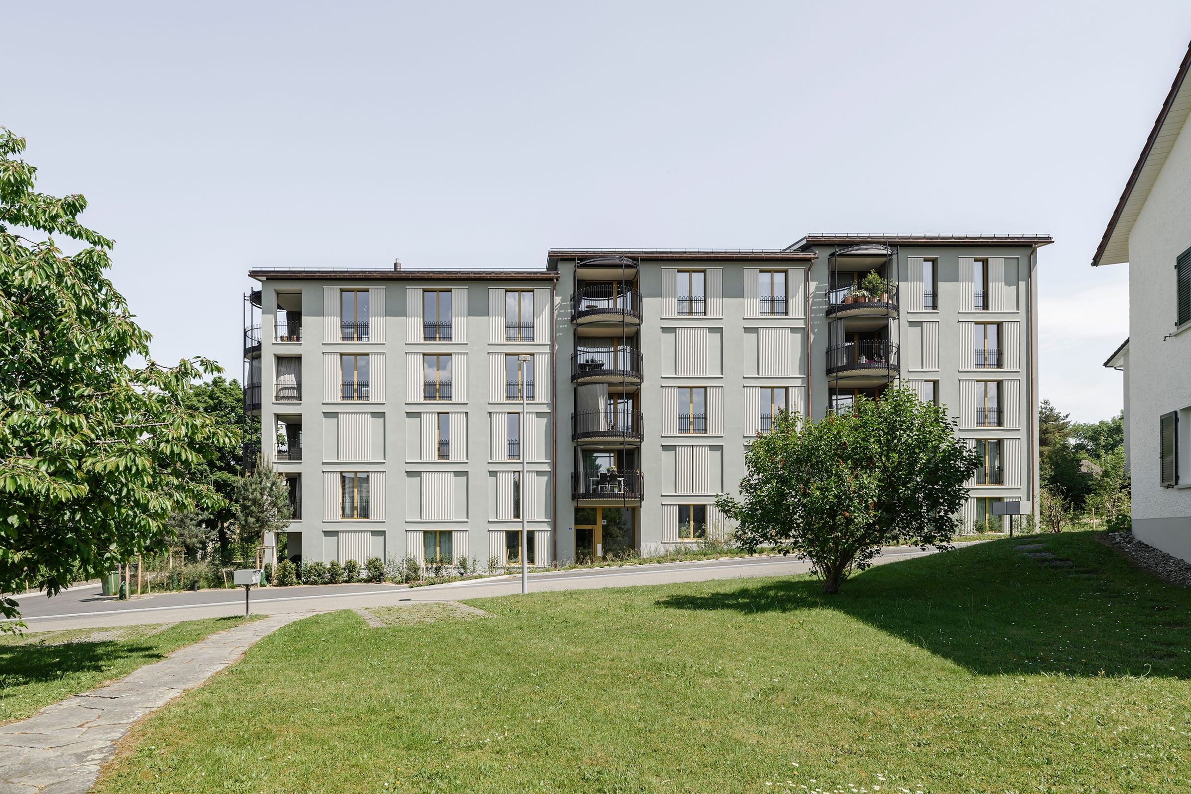 Reutlenweg kloten vetterschmid strassenansicht